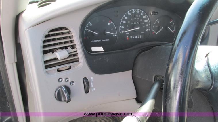 image for item B5938 1996 Ford Ranger XL pickup truck