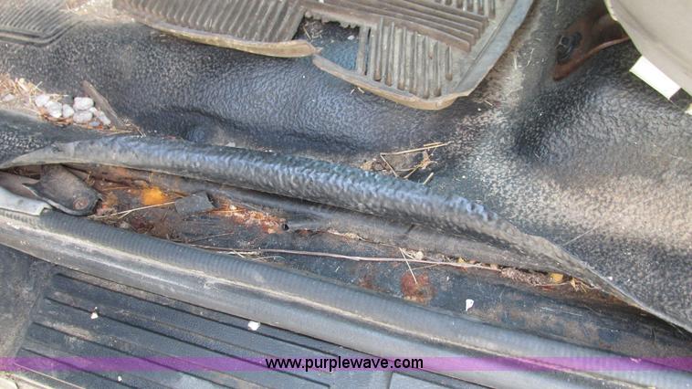 image for item B5938 1996 Ford Ranger XL pickup truck