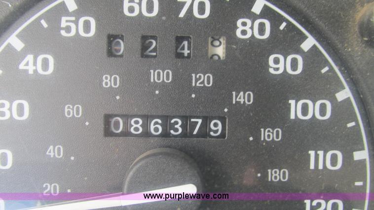 image for item B5938 1996 Ford Ranger XL pickup truck