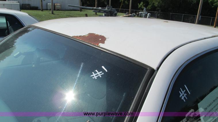 image for item B5939 2002 Ford Crown Victoria Police Interceptor