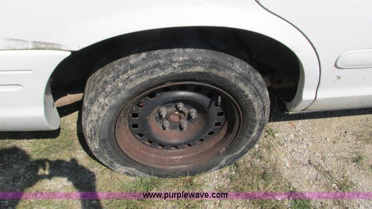 image for item B5939 2002 Ford Crown Victoria Police Interceptor