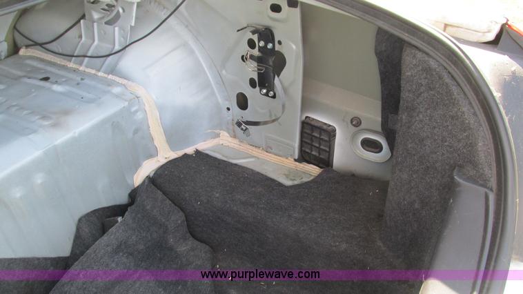 image for item B5939 2002 Ford Crown Victoria Police Interceptor