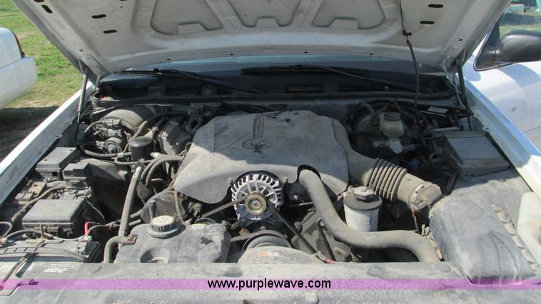 image for item B5939 2002 Ford Crown Victoria Police Interceptor