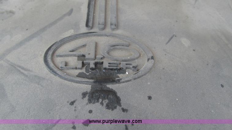 image for item B5939 2002 Ford Crown Victoria Police Interceptor