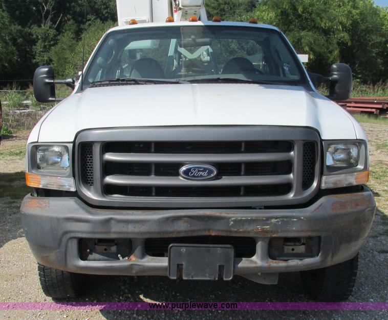 image for item B5940 2003 Ford F550 Super Duty bucket truck