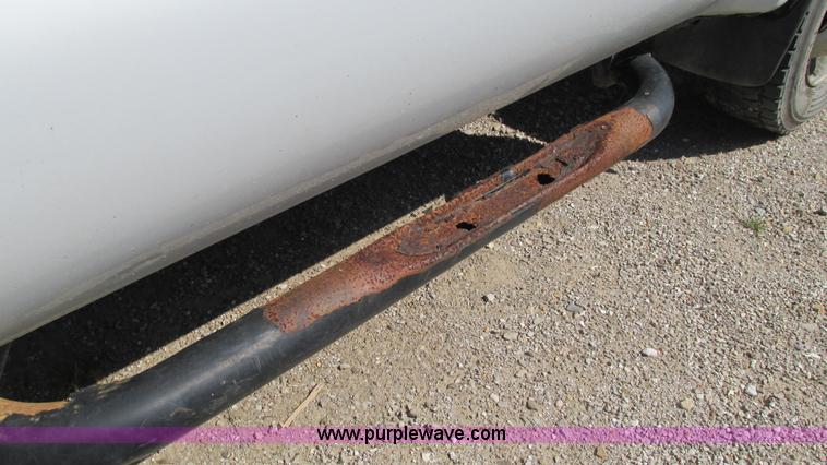 image for item B5940 2003 Ford F550 Super Duty bucket truck