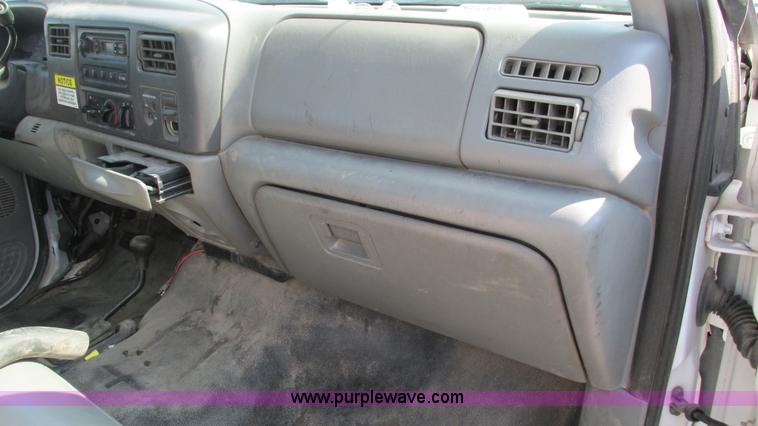 image for item B5940 2003 Ford F550 Super Duty bucket truck