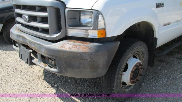 image for item B5940 2003 Ford F550 Super Duty bucket truck