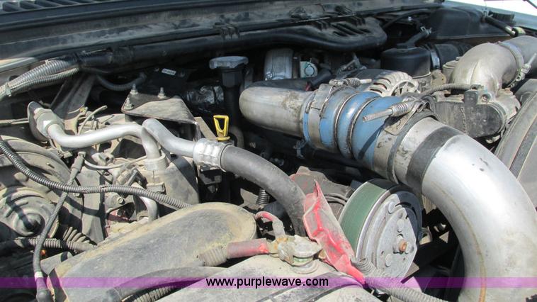 image for item B5940 2003 Ford F550 Super Duty bucket truck