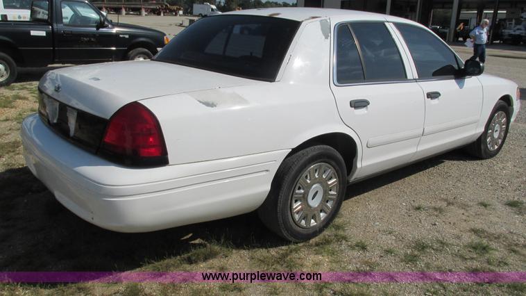 image for item B5941 2003 Ford Crown Victoria Police Interceptor