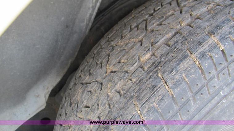 image for item B5941 2003 Ford Crown Victoria Police Interceptor