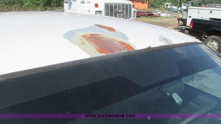 image for item B5941 2003 Ford Crown Victoria Police Interceptor