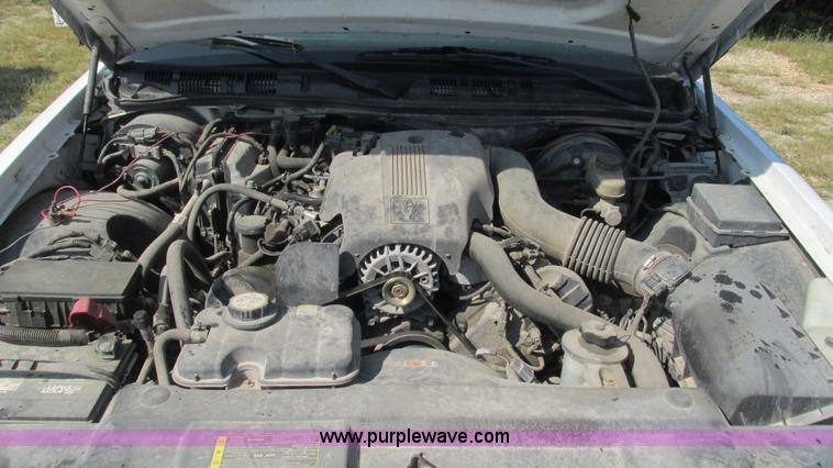 image for item B5941 2003 Ford Crown Victoria Police Interceptor