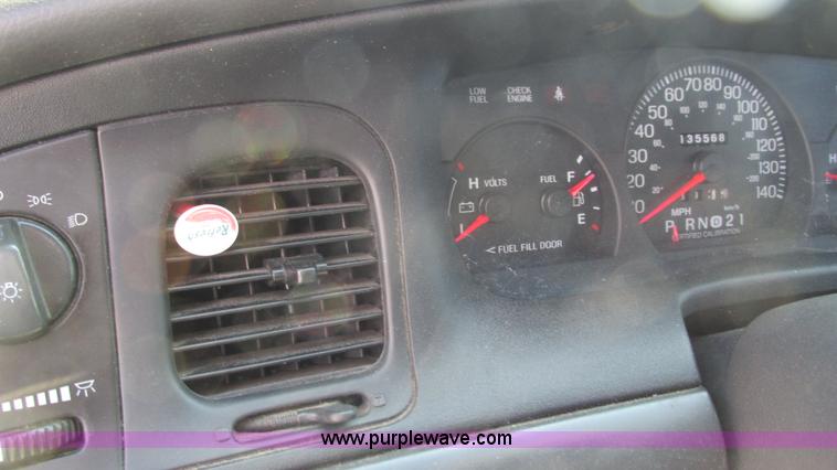 image for item B5941 2003 Ford Crown Victoria Police Interceptor