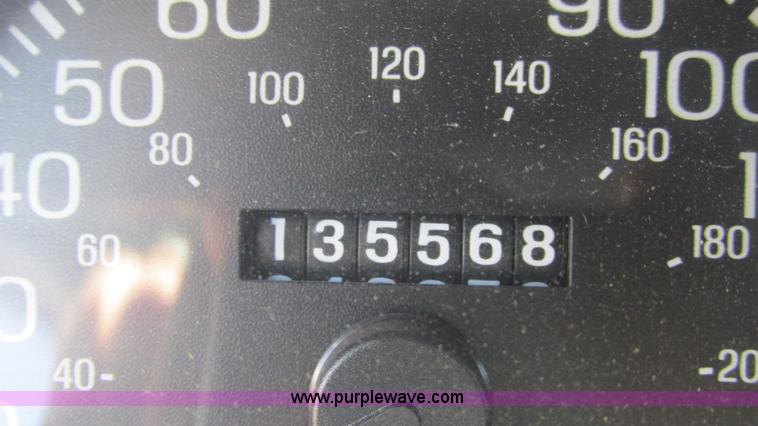 image for item B5941 2003 Ford Crown Victoria Police Interceptor