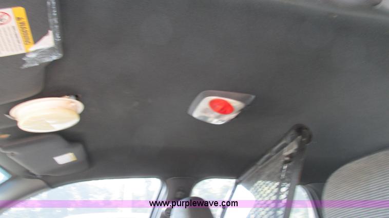 image for item B5941 2003 Ford Crown Victoria Police Interceptor