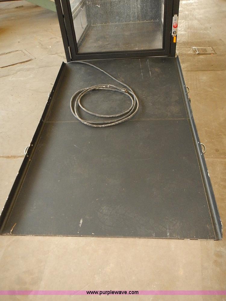 image for item BD9775 Portable ascension electric wheelchair lift