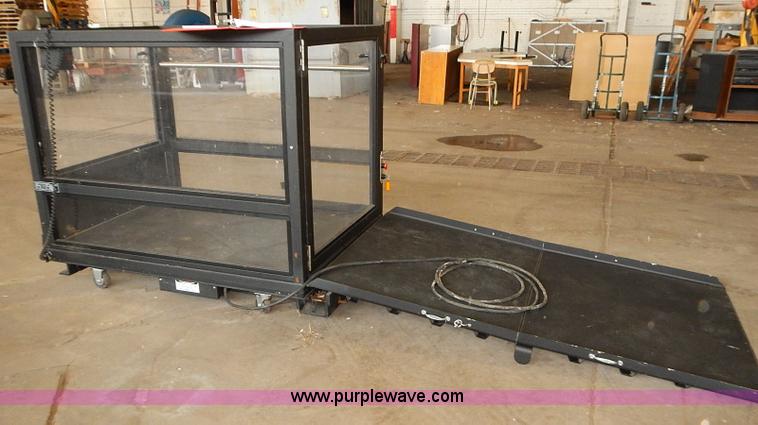 image for item BD9775 Portable ascension electric wheelchair lift