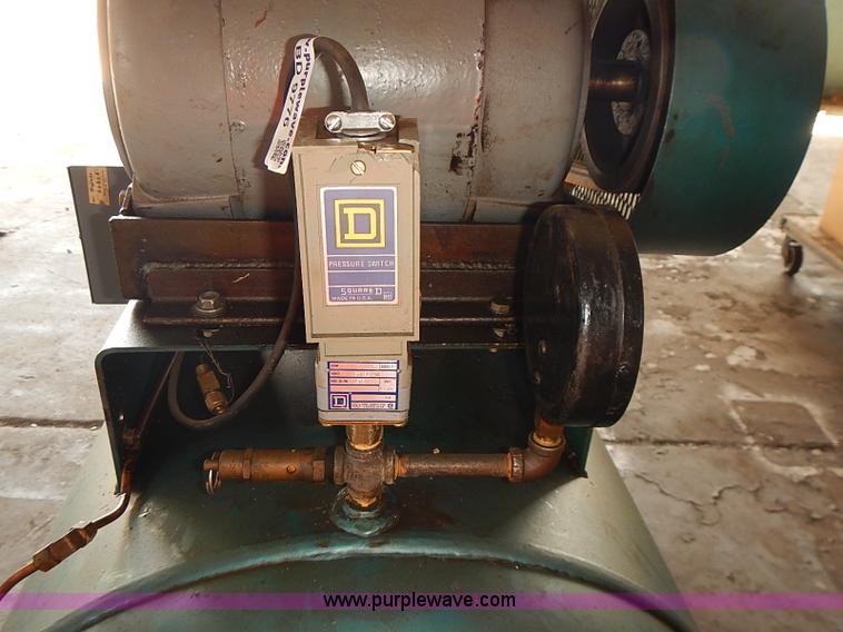 image for item BD9776 1967 Saylor-Beall air compressor