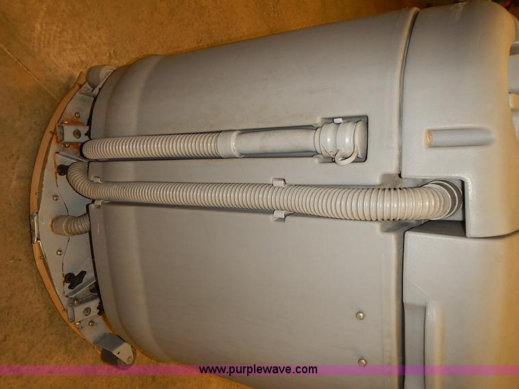 image for item BD9778 2003 Advance Hydro-Retriever HR2800 riding floor scrubber