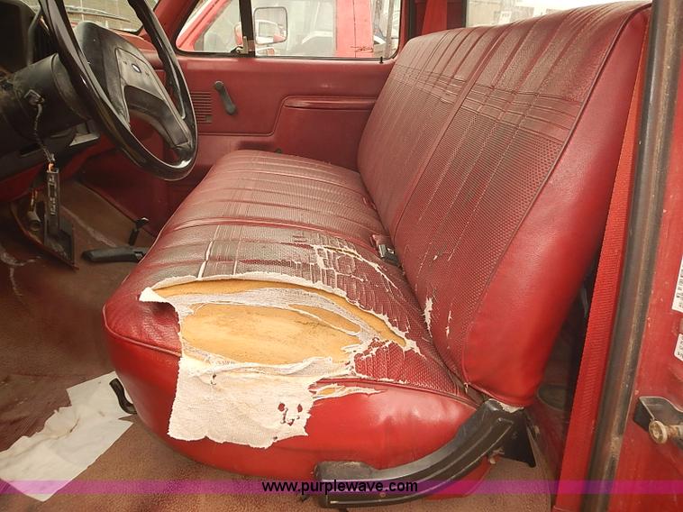 image for item BD9781 1991 Ford F250 Custom pickup truck