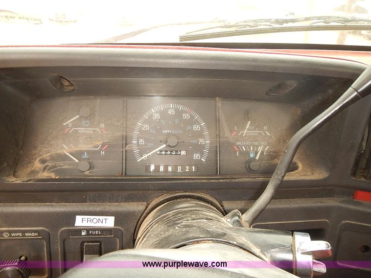 image for item BD9781 1991 Ford F250 Custom pickup truck