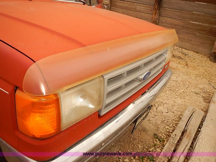 image for item BD9781 1991 Ford F250 Custom pickup truck