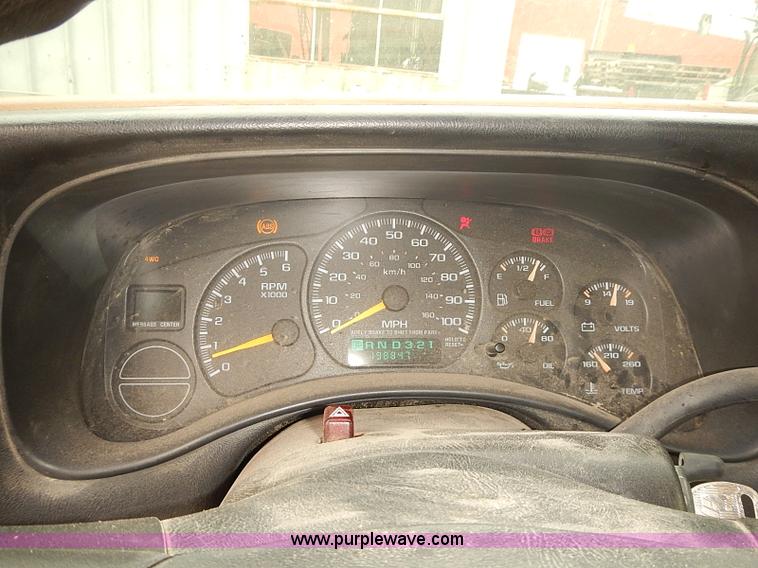 image for item BD9782 1999 Chevrolet Silverado 1500 pickup truck