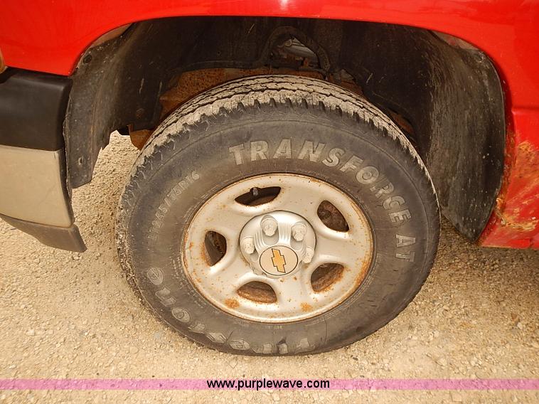 image for item BD9782 1999 Chevrolet Silverado 1500 pickup truck