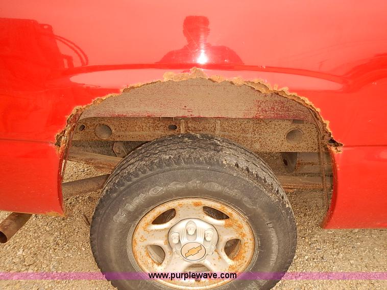 image for item BD9782 1999 Chevrolet Silverado 1500 pickup truck