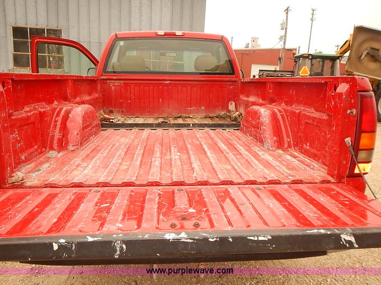 image for item BD9782 1999 Chevrolet Silverado 1500 pickup truck