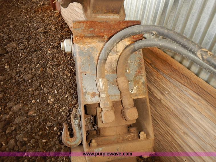 image for item BD9928 Renegade hydraulic utility arm auger