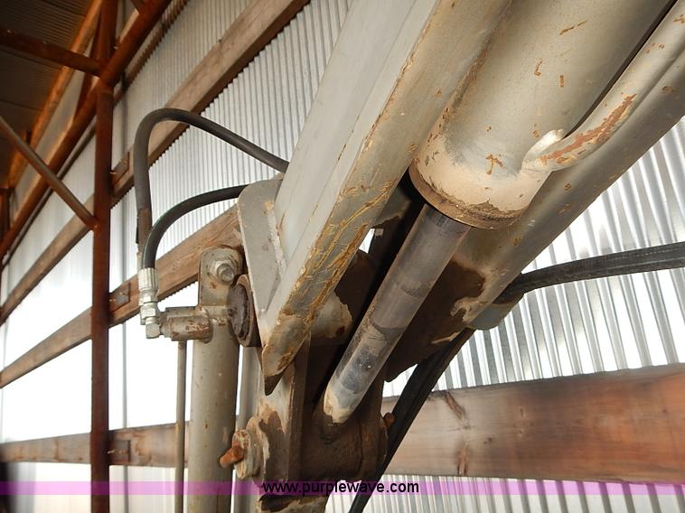 image for item BD9928 Renegade hydraulic utility arm auger