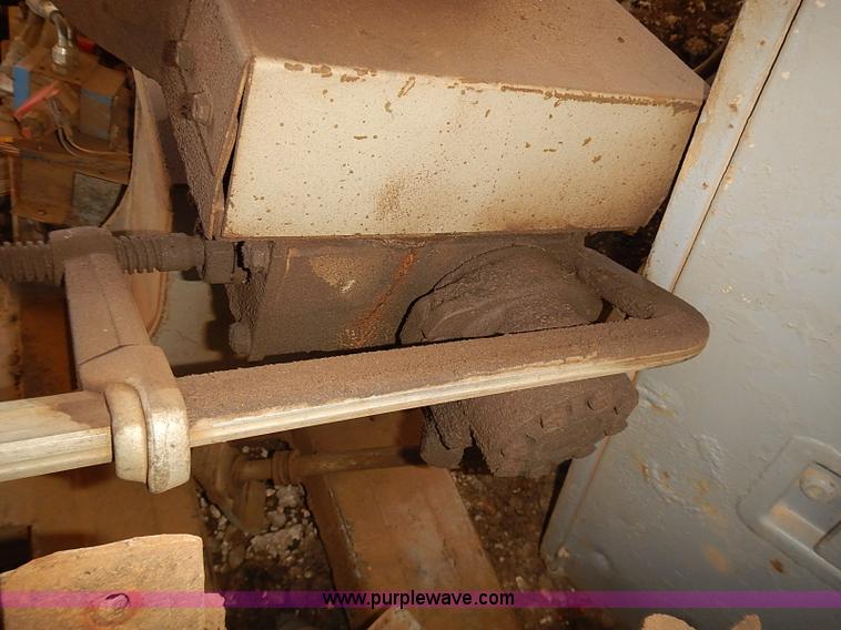 image for item BD9928 Renegade hydraulic utility arm auger