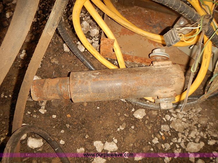 image for item BD9928 Renegade hydraulic utility arm auger