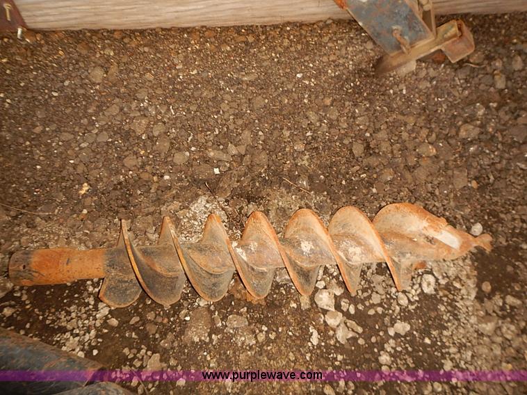 image for item BD9928 Renegade hydraulic utility arm auger