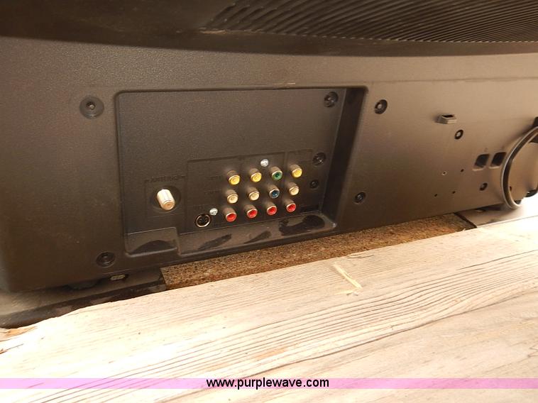 image for item BD9932 (4) Toshiba televisions