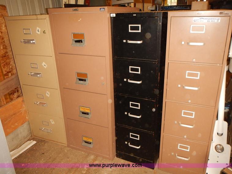 image for item BD9933 (5) metal file cabinets