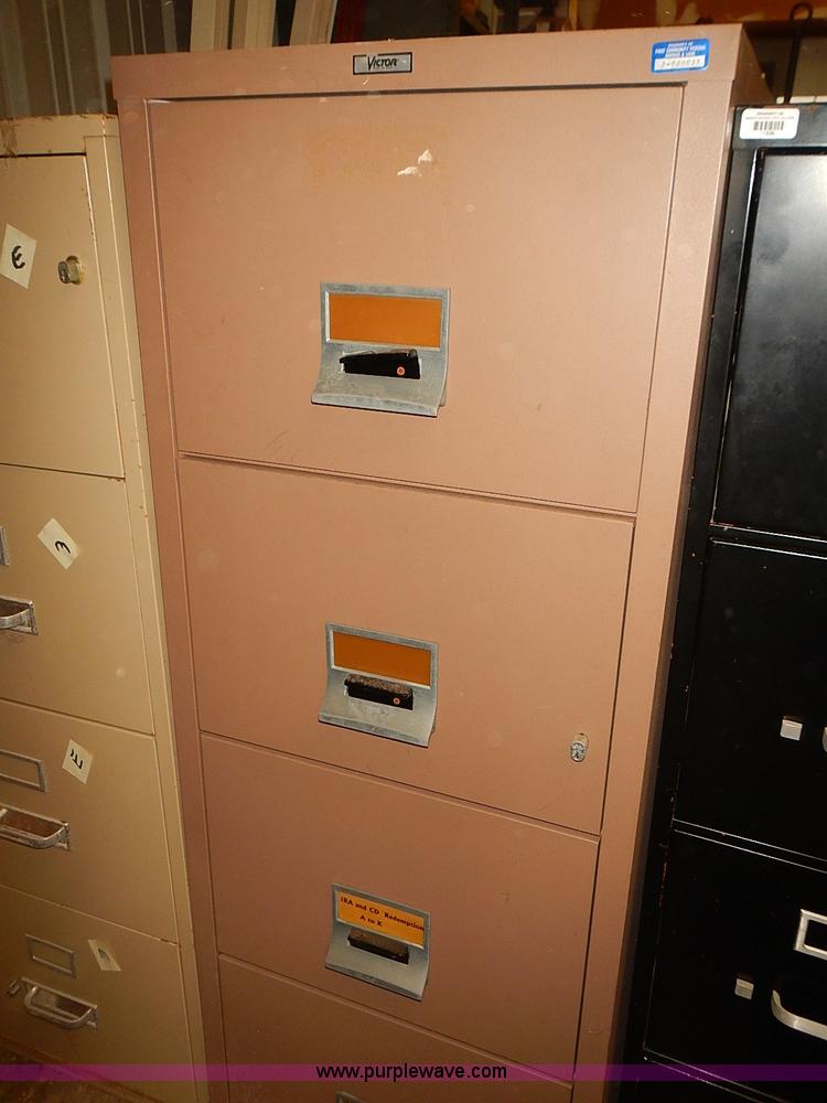 image for item BD9933 (5) metal file cabinets