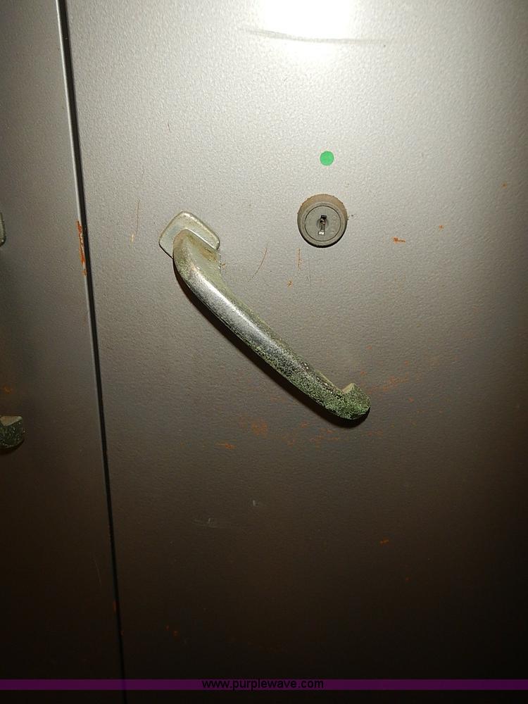 image for item BD9934 Storage cabinet