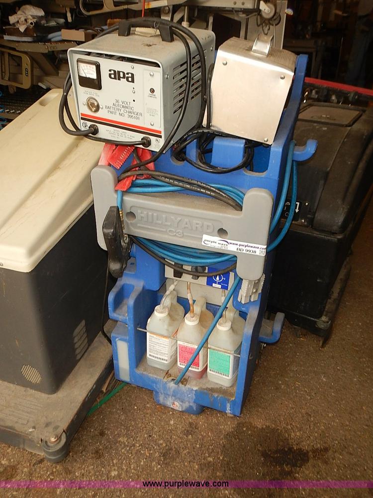 image for item BD9938 Assorted floor cleaning equipment