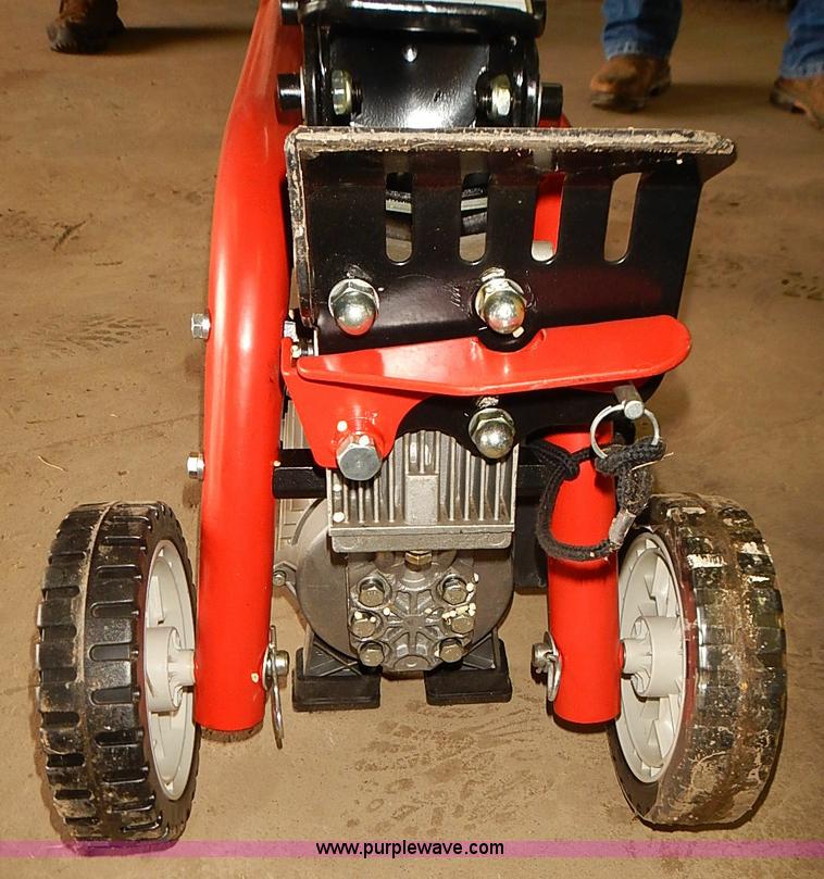 Homelite electric log splitter in Glasco, KS Item BD9957 sold