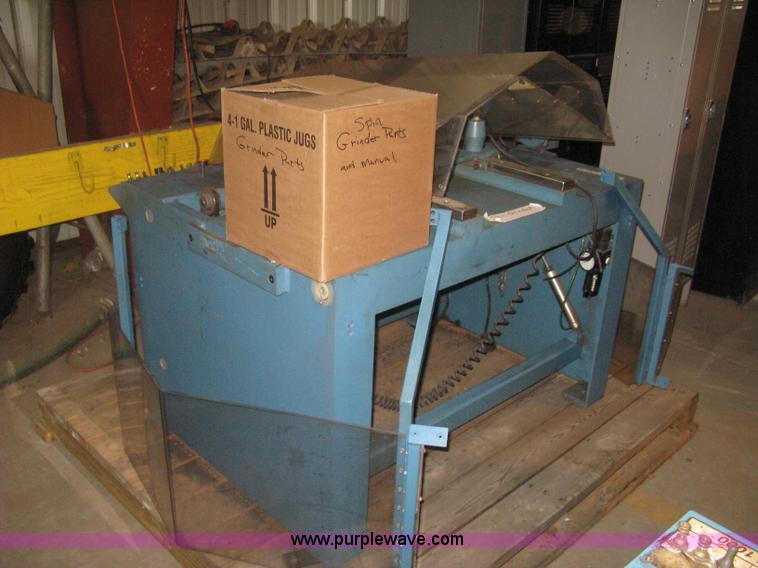 image for item BE9227 Pearless 2000 spin grinder