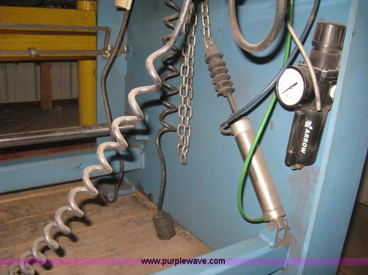 image for item BE9227 Pearless 2000 spin grinder