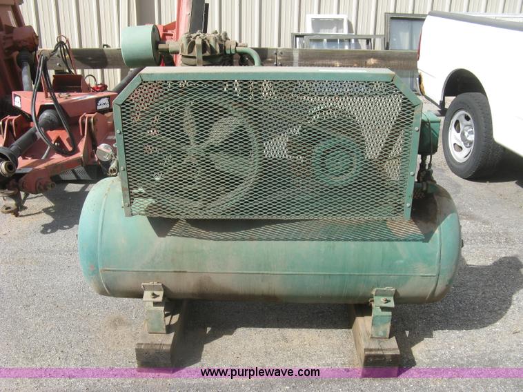 image for item BE9233 Brunner air compressor