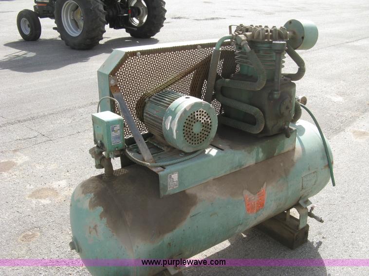 image for item BE9233 Brunner air compressor