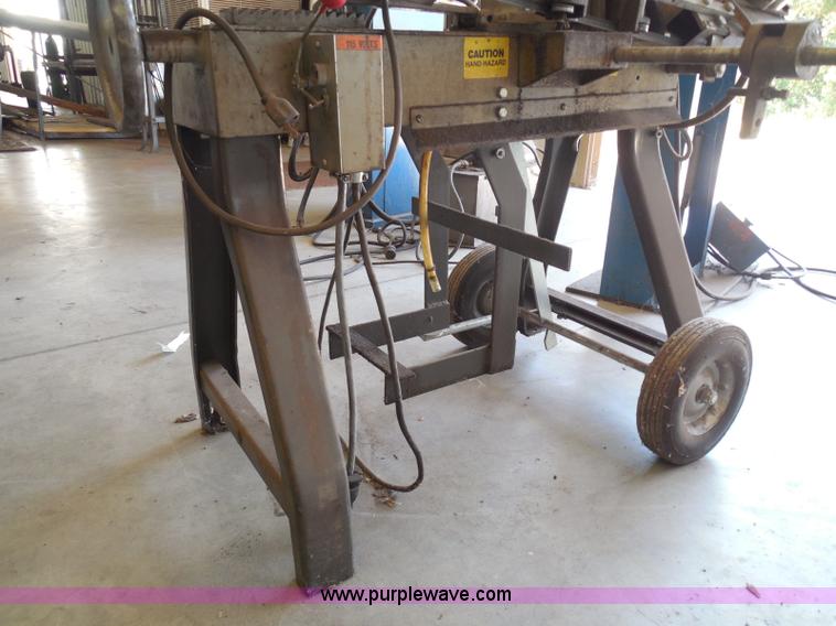 image for item BE9953 Wellsaw 58B lay down band saw