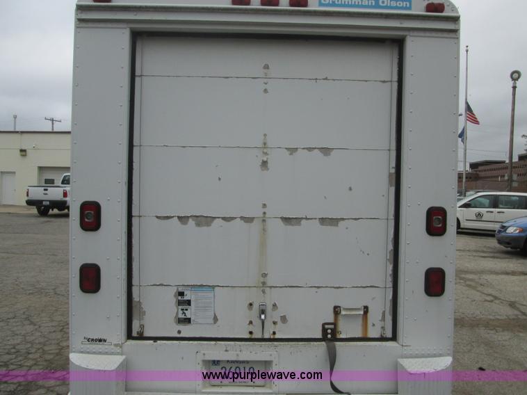 image for item D1219 1997 Chevrolet P30 panel truck