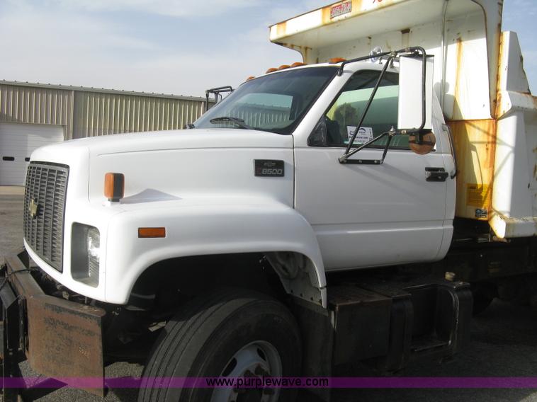 image for item E7874 1998 Chevrolet C8500 dump truck