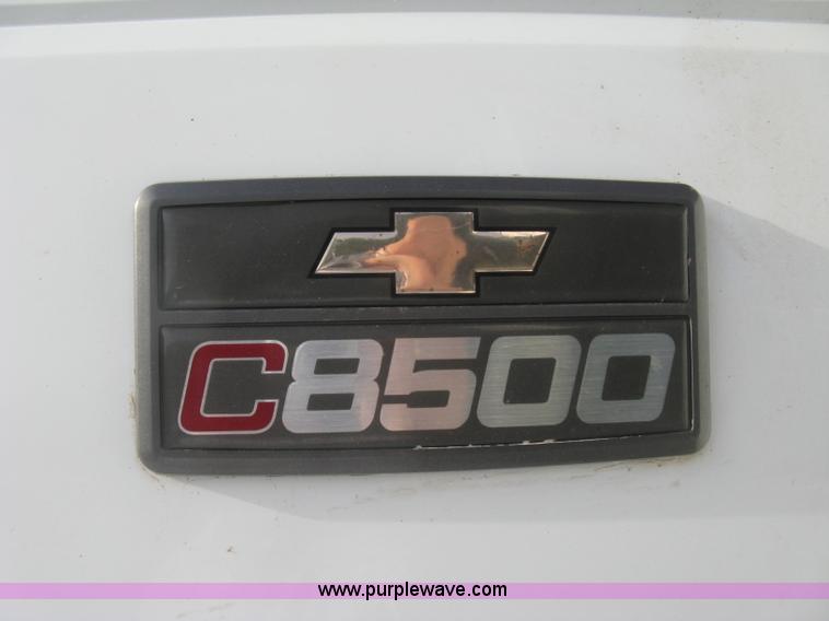 image for item E7874 1998 Chevrolet C8500 dump truck